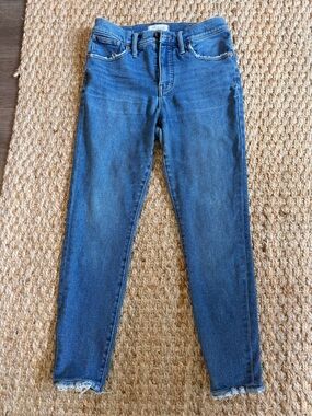 Madewell 9” High-Rise Women's Distressed Blue Jeans